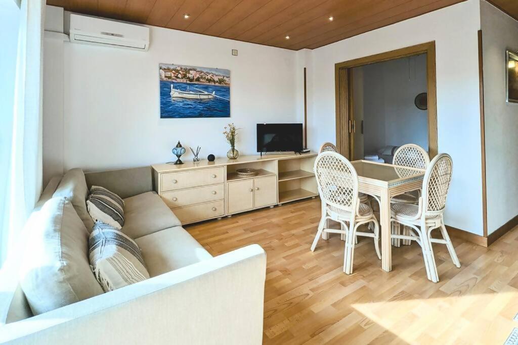 Apartamento Piscina En Platja Daro By Host&Joy Platja d'Aro  Exterior foto